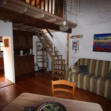 Touroulet Apartment Suze Екстериор снимка