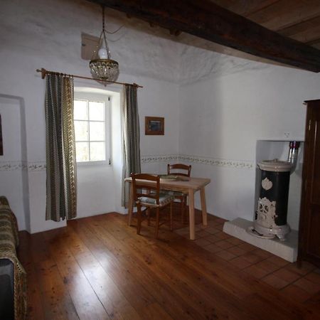 Touroulet Apartment Suze Екстериор снимка