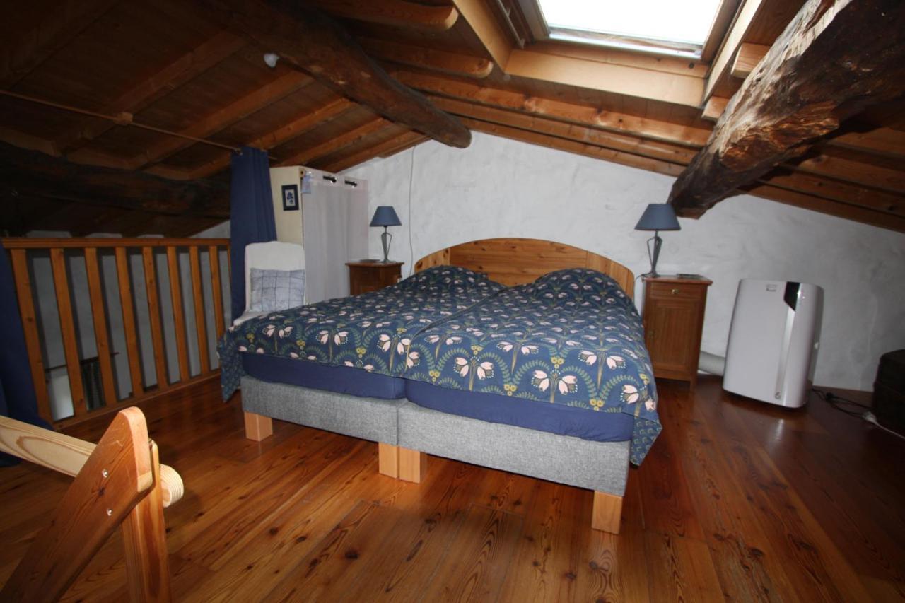 Touroulet Apartment Suze Екстериор снимка