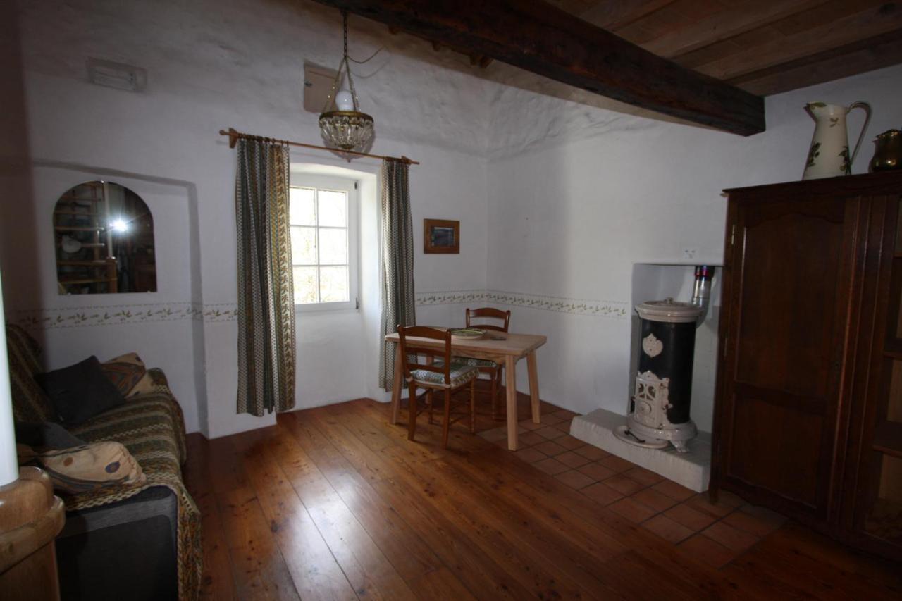 Touroulet Apartment Suze Екстериор снимка